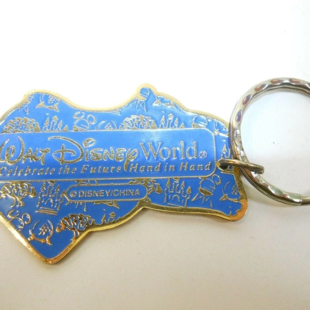 LEAH Walt Disney celebrate Key Chain Mickey Mouse